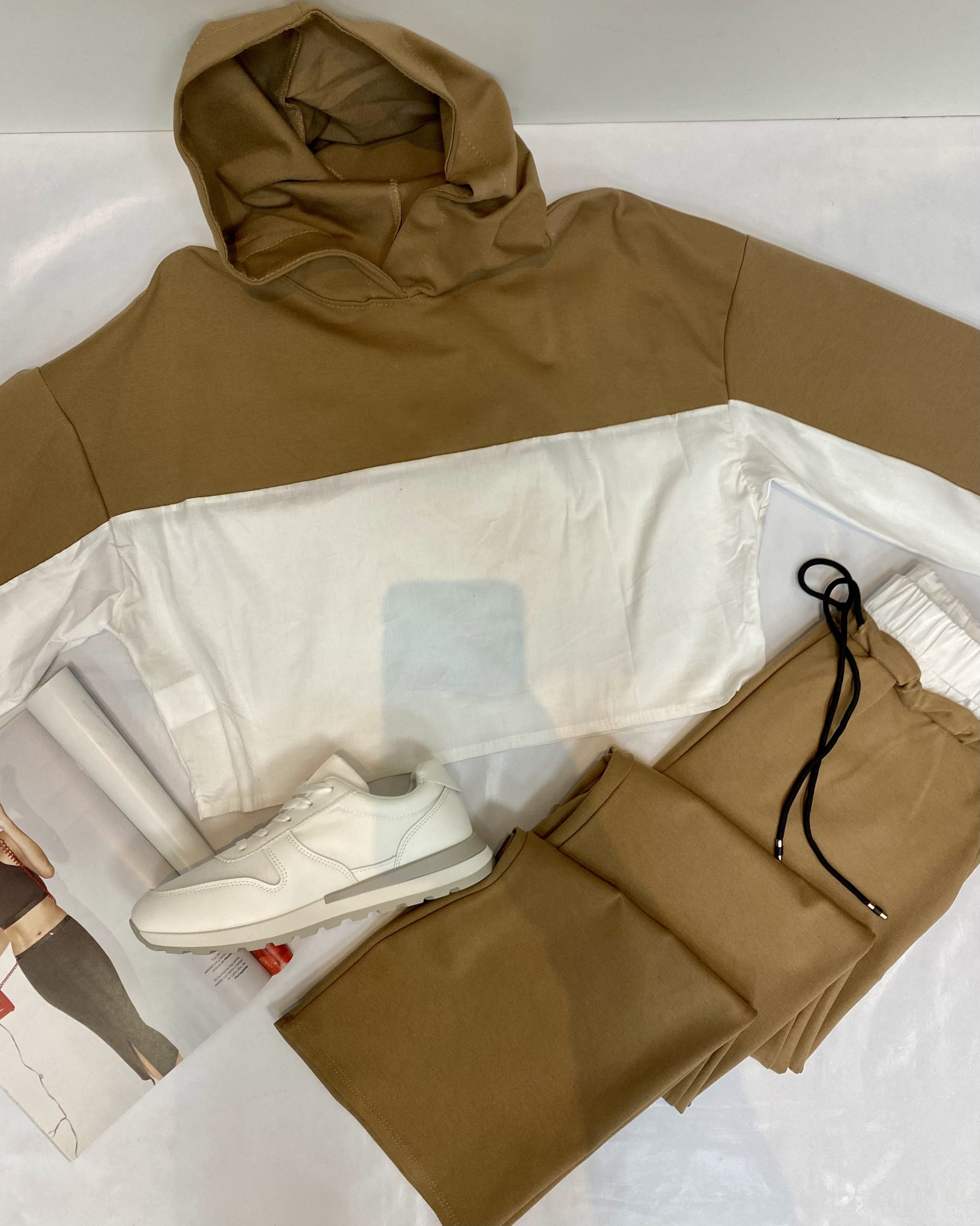 CONJUNTO BASICO MUJER - Imagen 2