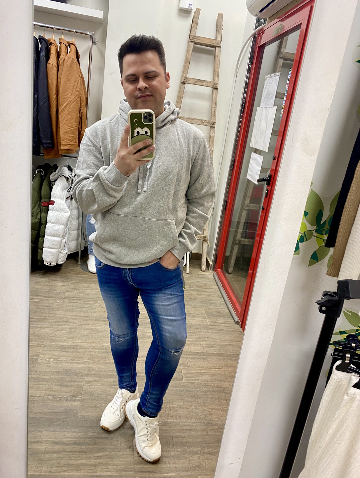 SUDADERA BASICA HOMBRE - CAPUCHA - Imagen 8