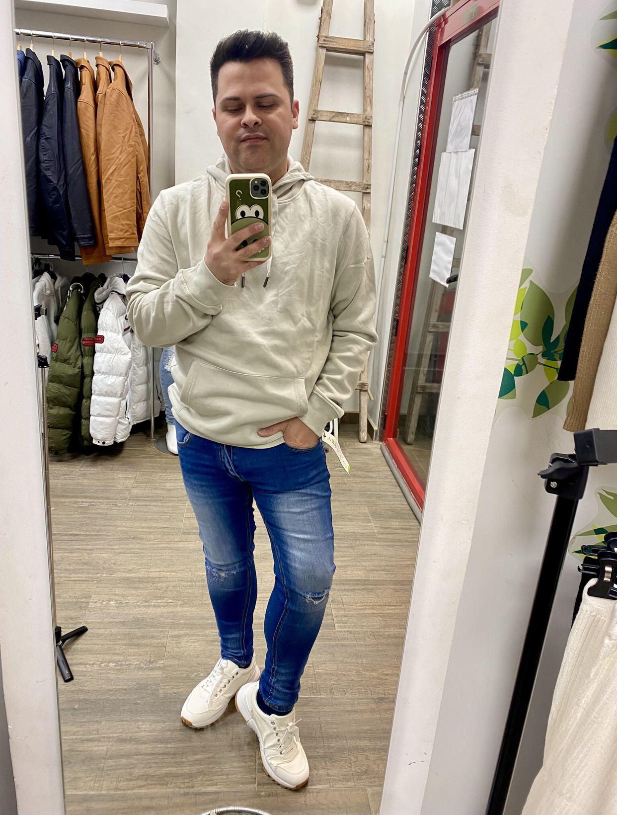 SUDADERA BASICA HOMBRE - CAPUCHA - Imagen 6