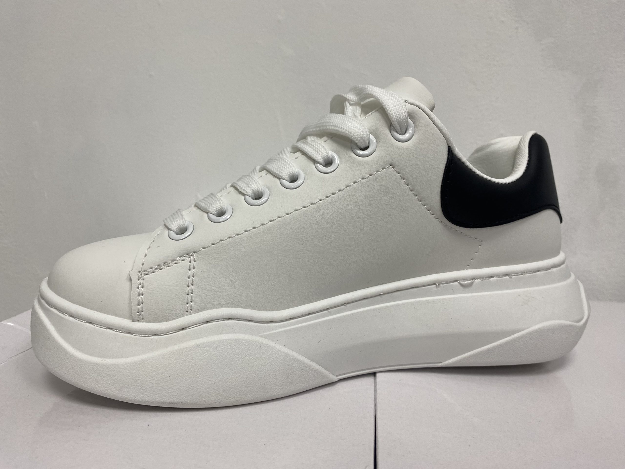 ZAPATILLAS MUJER MULTICOLOR