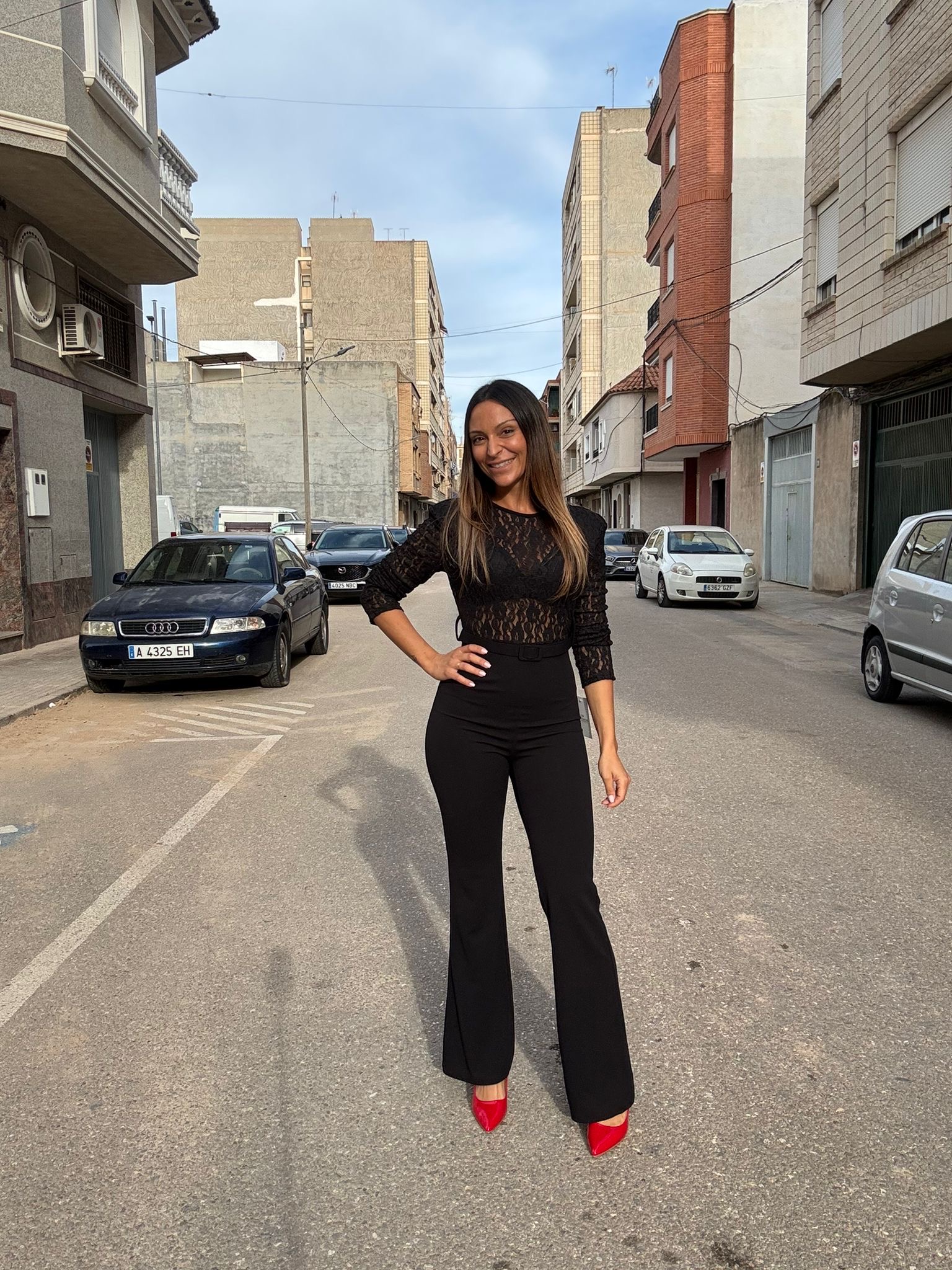 MONO ENCAJE CINTURON