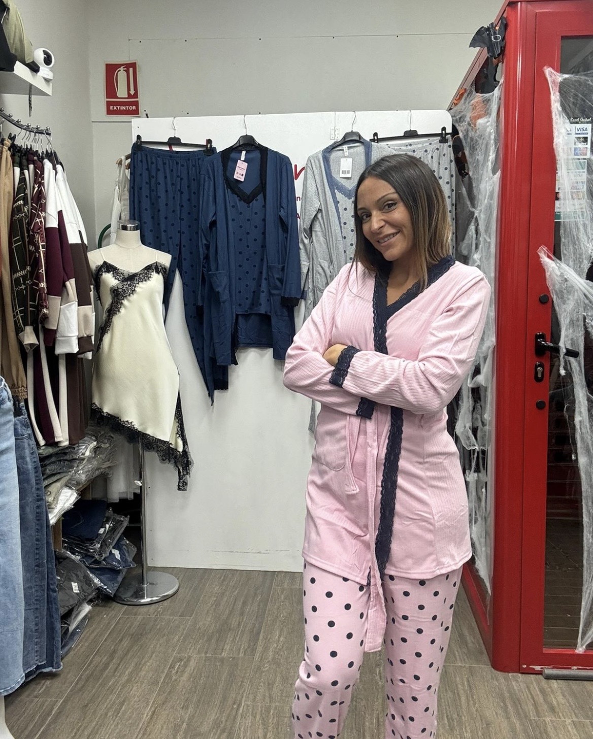 PIJAMA LENCERO LUNARES