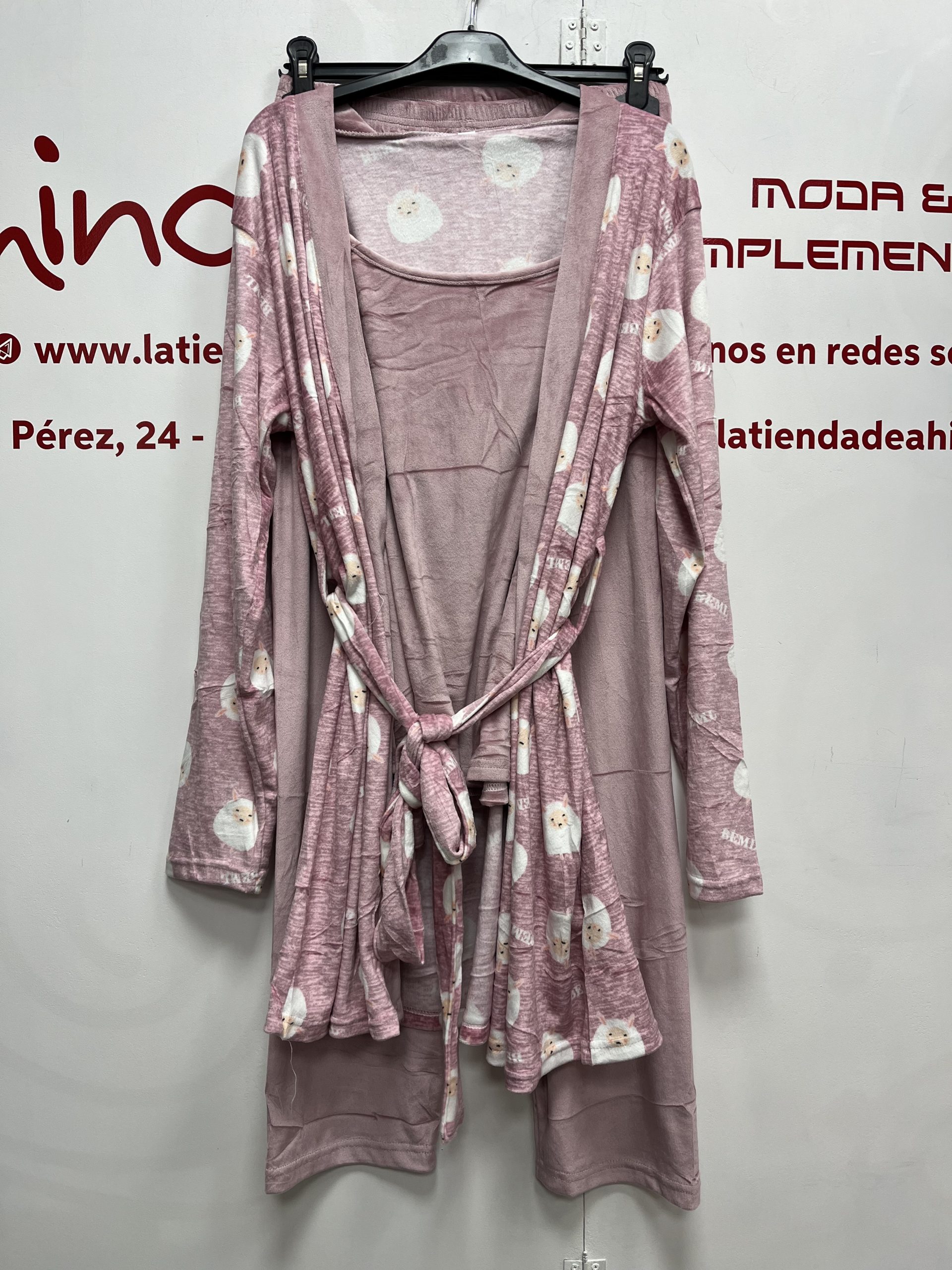 PIJAMA MUJER- BORREGUITOS