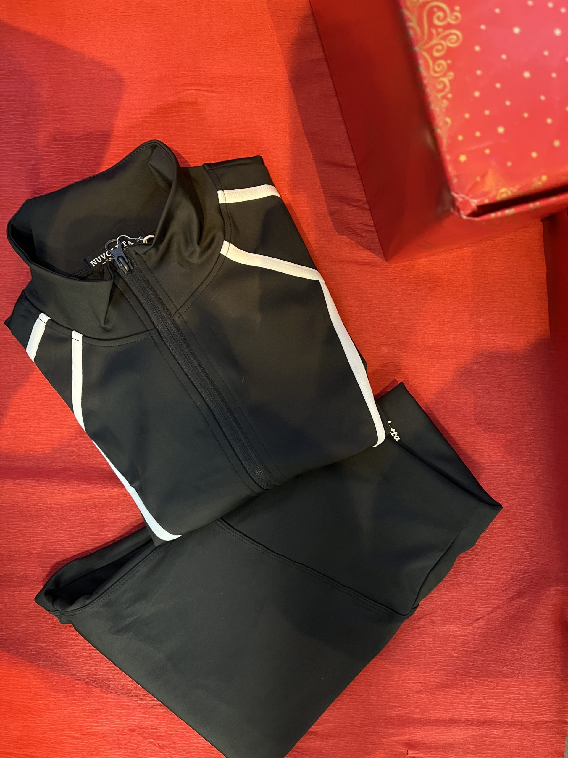 CONJUNTO DEPORTIVO MUJER NUVOLETTA - Imagen 5