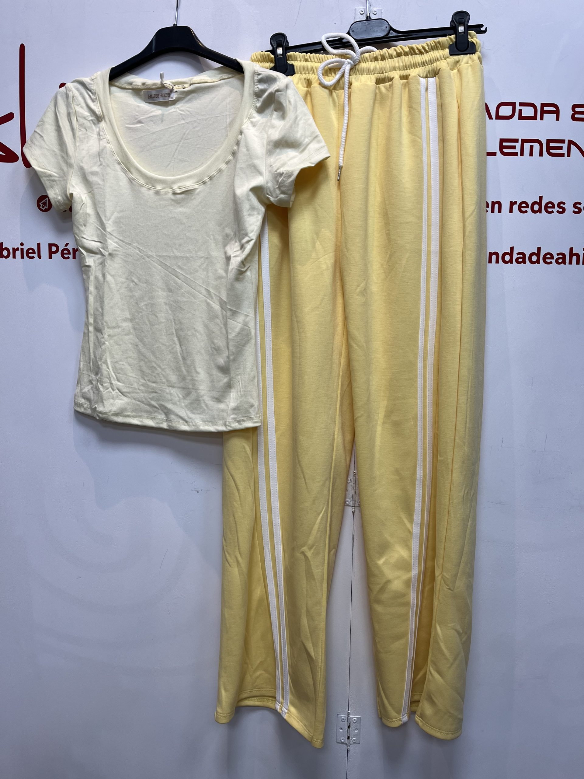 PANTALON DEPORTIVO RAYAS MUJER- PASTEL - Imagen 3